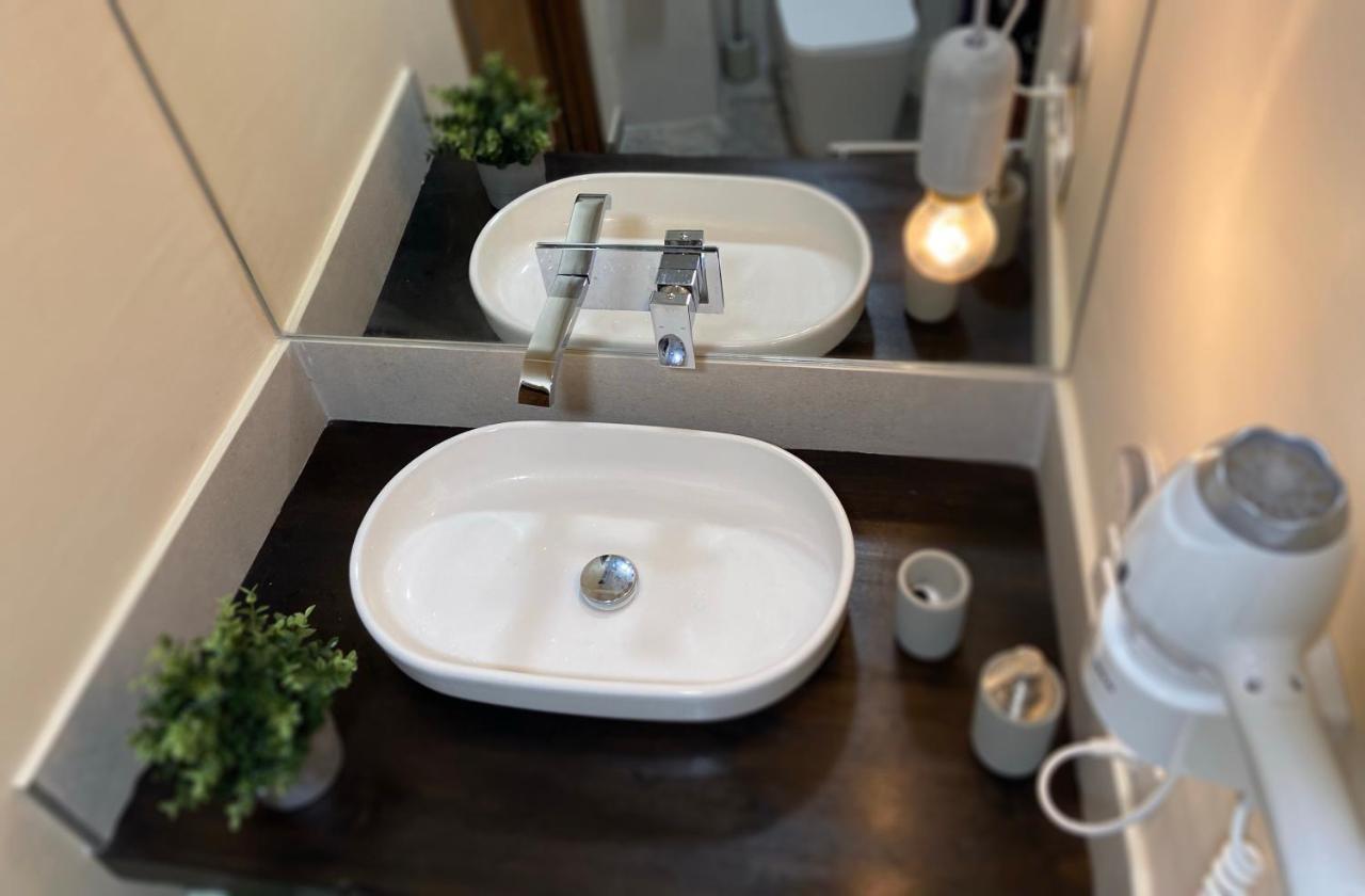 Gadeiras Suites - Apartamentos Turisticos De 2 Llaves Cádiz Eksteriør billede